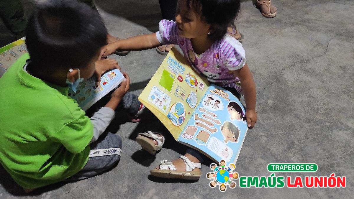 Dónde donar libros usados en Ventanilla y ayudar a comunidades