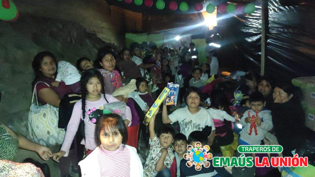 ¡Dona Juguetes Usados en La Punta y Haz Feliz a un Niño!