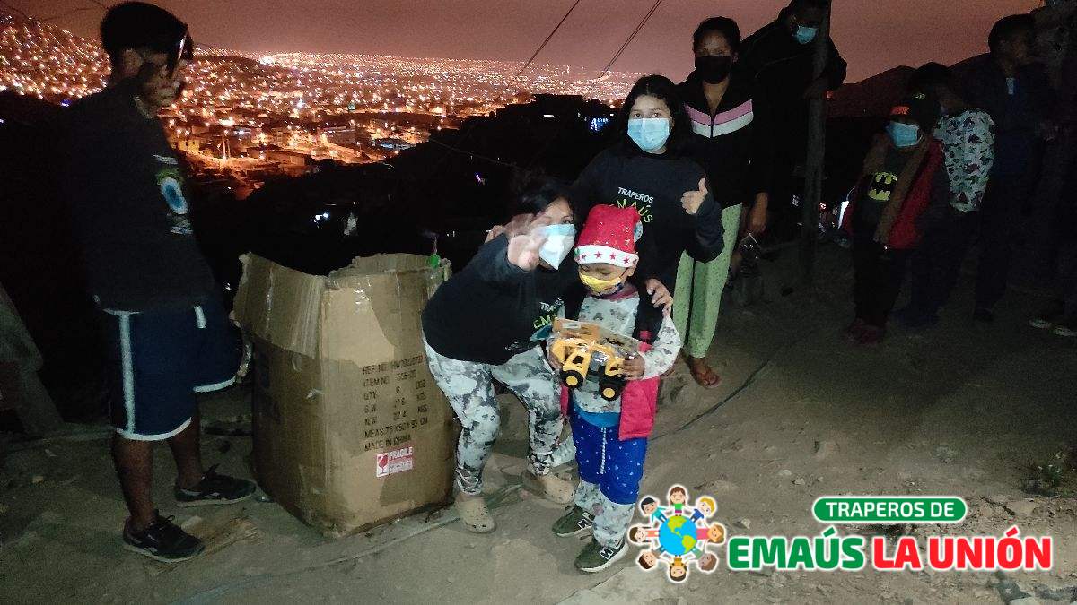 Recolección de Ropa Usada en Pachacámac: ¡Dona y Transforma Vidas con Traperos de Emaús La Unión!