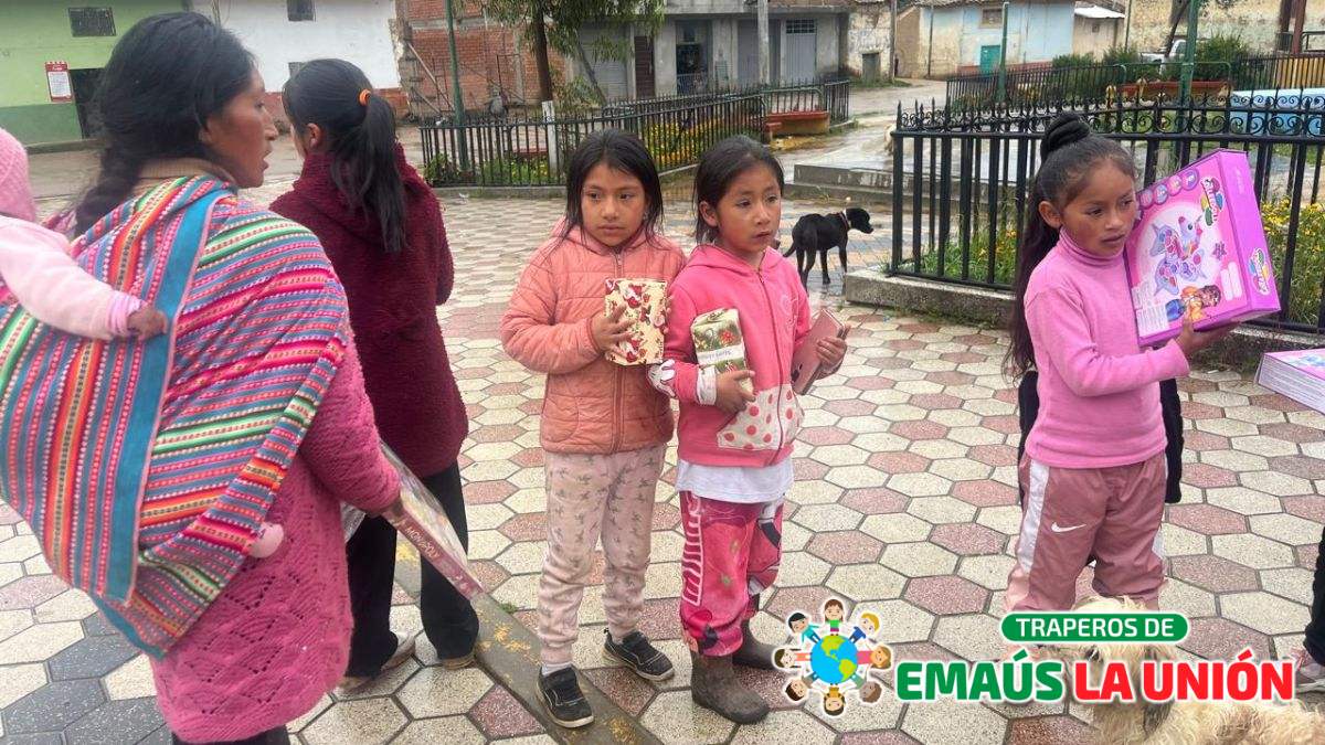 Recolección de Ropa Usada a Domicilio en Parque Industrial: ¡Dona y Transforma Vidas!